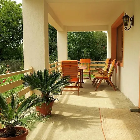 Πανσιόν Casa Renti *