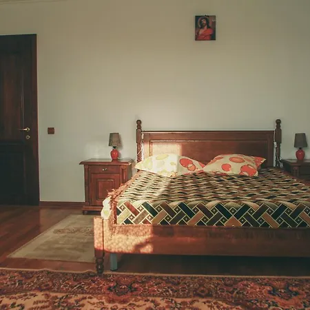 Πανσιόν Casa Renti Novaci-Străini
